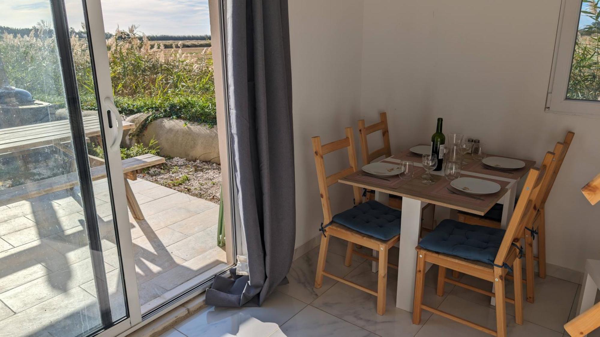 Appartement Au Coeur Des Rizieres Salin-de-Giraud Exterior photo